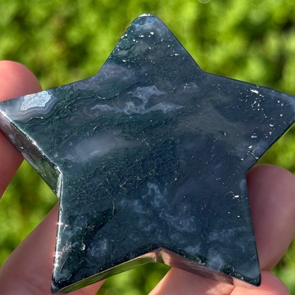 Moss Agate Star Carving | Crystal for Abundance and Luck - Picture 2 of 5